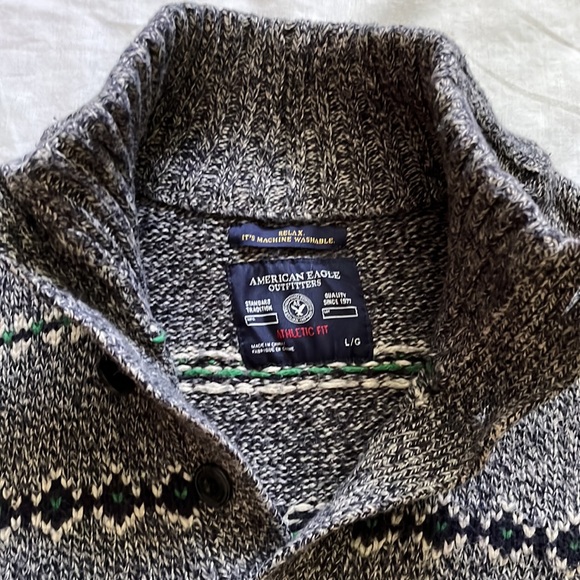Mens American eagle large 3/4 sweater - Picture 3 of 5